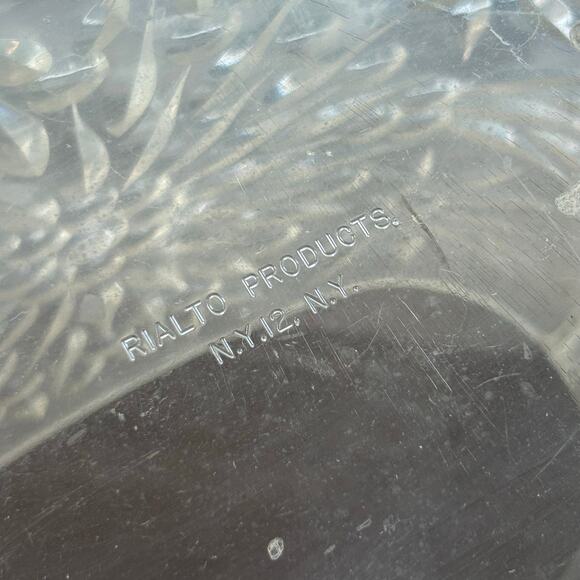 Vintage Lucite Sunburst Trash Can – Mid-Century Clear Oval Wastebasket - Picture 5 of 12